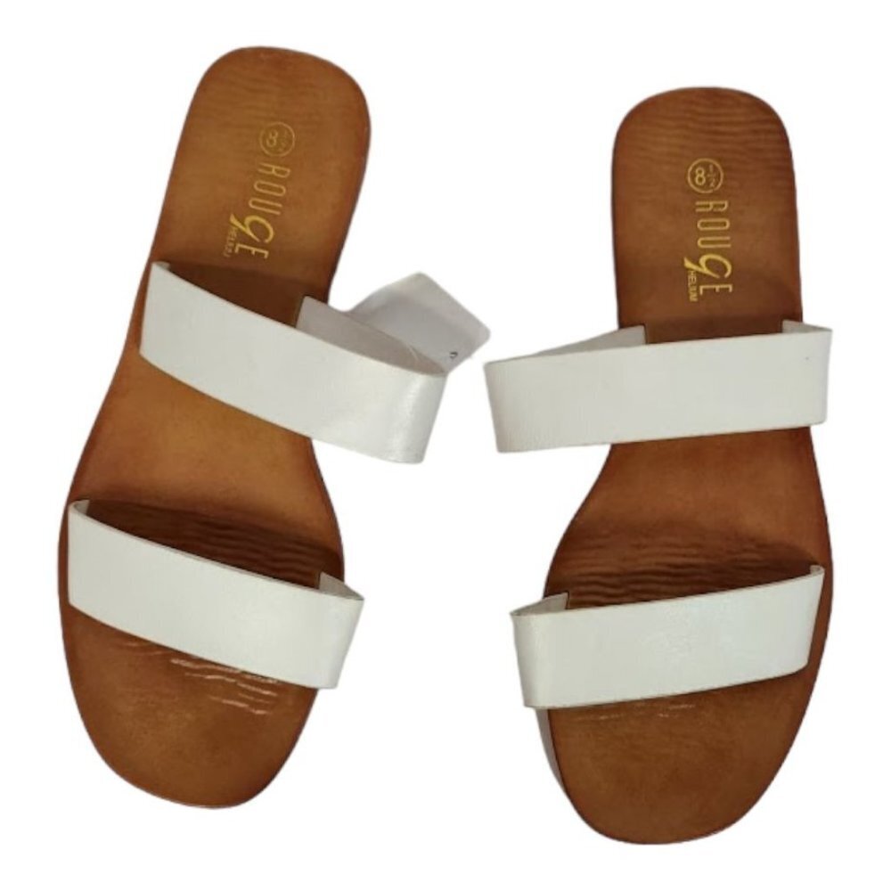 NWT Rouge Helium Strappy Flat Sandal in‎ White - Size 8.5